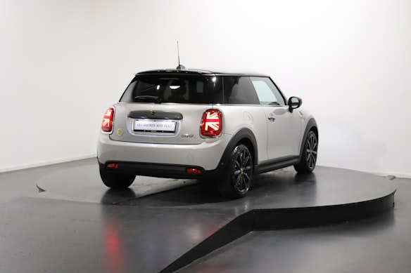 MINI Mini F56 Cooper SE 3