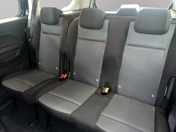 Vehicle image 10 Vehicle image 10