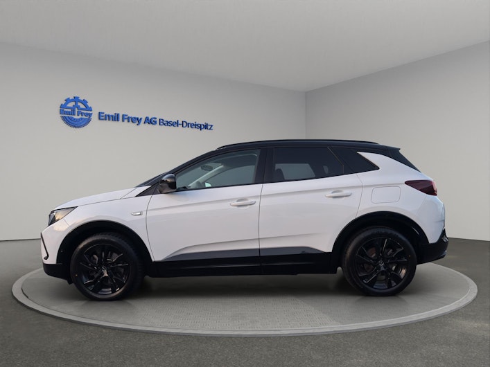 Vehicle image OPEL GRANDLAND