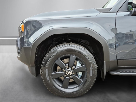 Vehicle image 10 Vehicle image 10