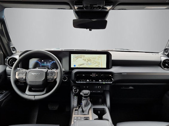 Vehicle image 4 Vehicle image 4