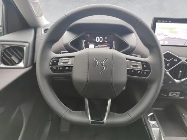 DS Automobiles 3 1.2 Hybrid Antoine de Saint Exupéry