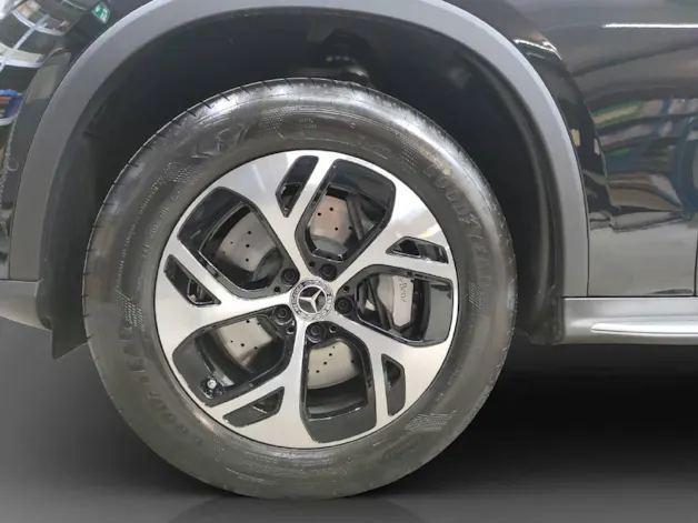 MERCEDES-BENZ GLC 300 de Avantgarde Line 4Matic