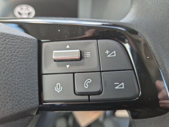 Vehicle image 39 Vehicle image 39