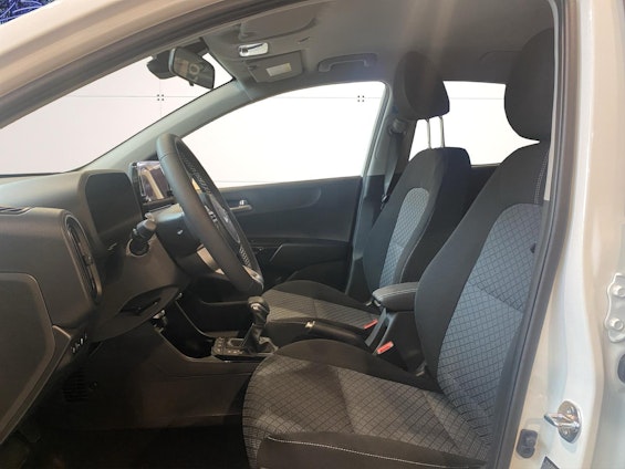 Vehicle image 8 Vehicle image 8