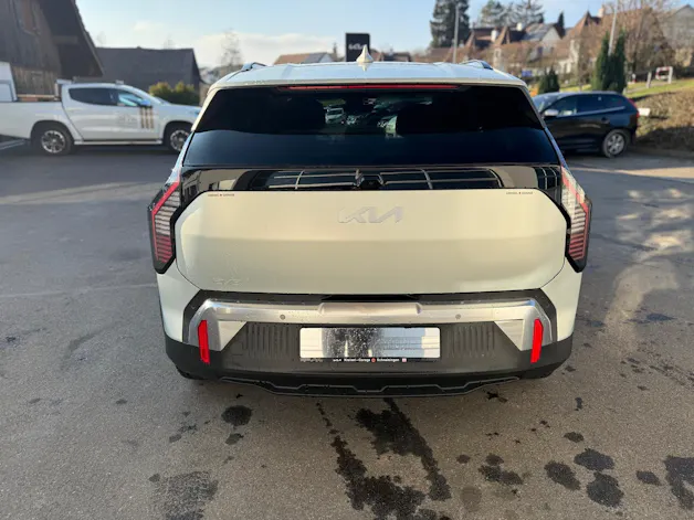 Kia EV3 81 kWh Earth+