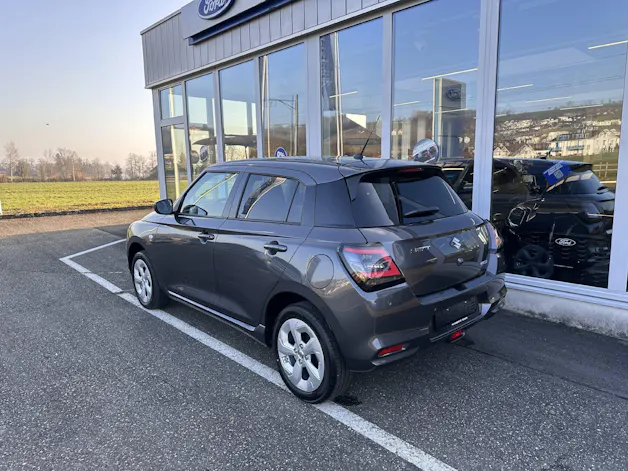 Suzuki Swift 1.2 Privilege Hybrid 4x4