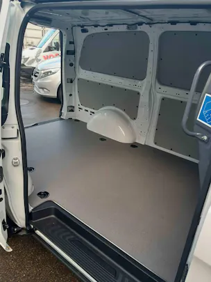 Mercedes-Benz Vito 114 CDI KA PRO L 4x4