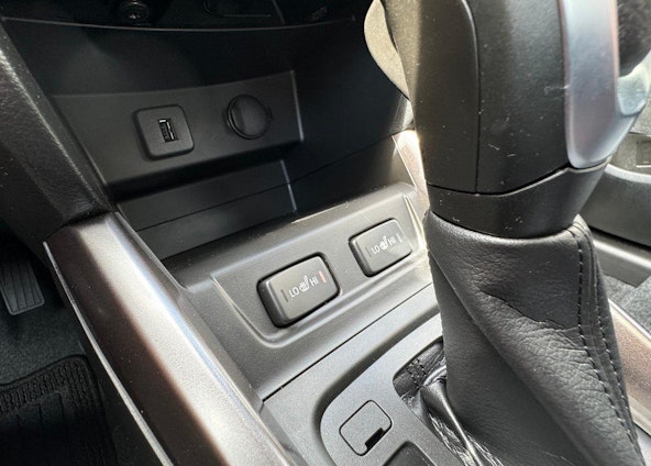 Vehicle image 15 Vehicle image 15