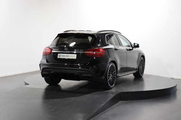 MERCEDES-BENZ GLA 45 AMG 4m 3