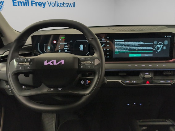 Vehicle image 8 Vehicle image 8