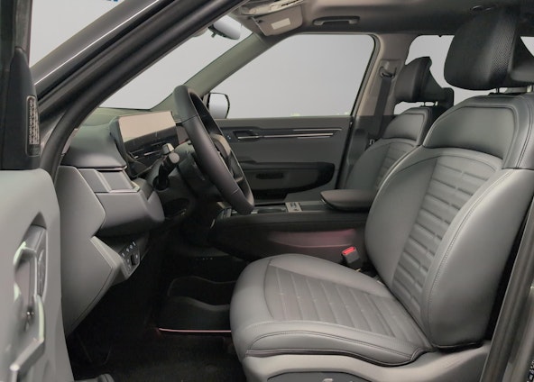 Vehicle image 5 Vehicle image 5