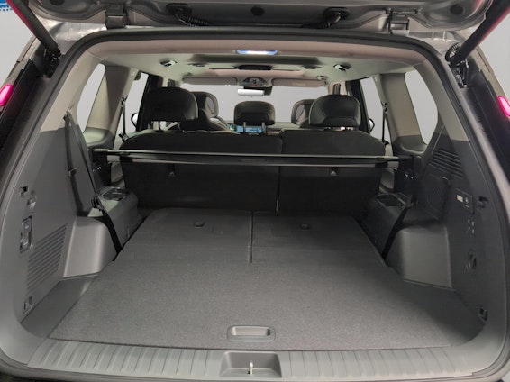 Vehicle image 10 Vehicle image 10