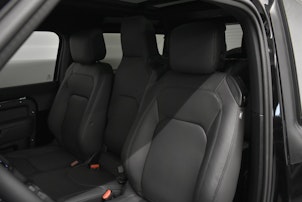 Vehicle image LAND ROVER Defender 90 3.0 D I6 300 X-Dynamic HSE - Extra Trade-In Prämie CHF 10'000.-