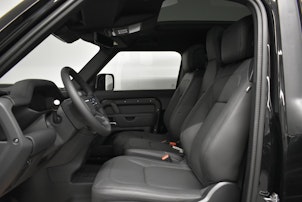 Vehicle image LAND ROVER Defender 90 3.0 D I6 300 X-Dynamic HSE - Extra Trade-In Prämie CHF 10'000.-