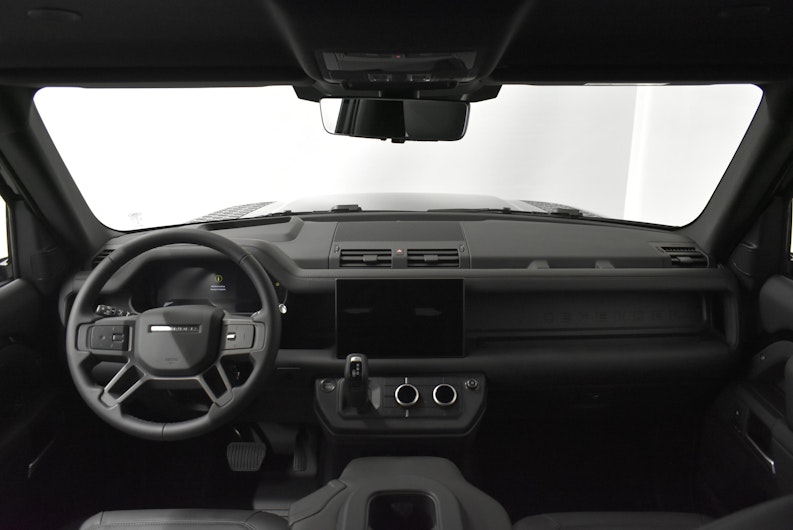 Vehicle image LAND ROVER DEFENDER