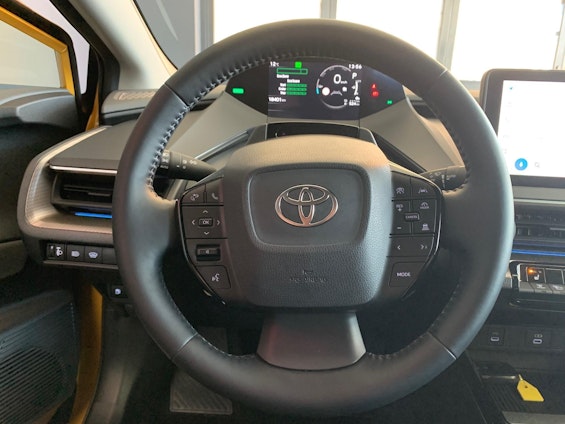 Vehicle image 21