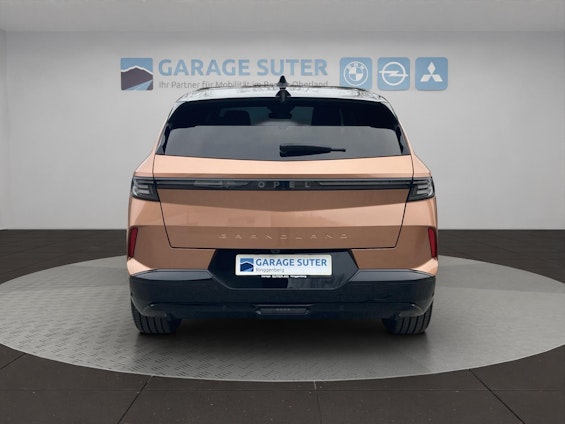 Vehicle image 3 Vehicle image 3