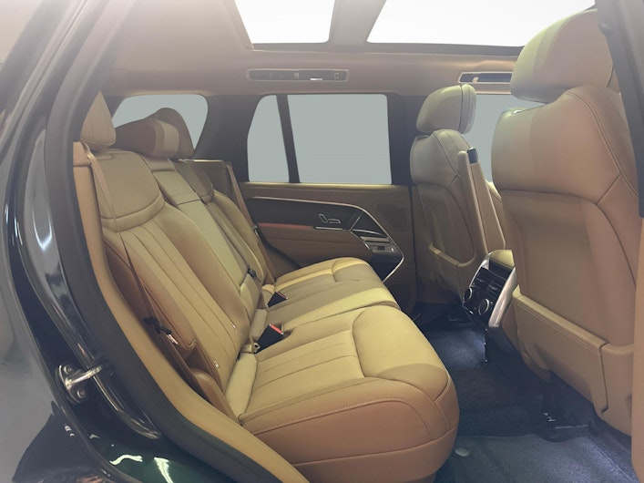 Vehicle image LAND ROVER RANGE ROVER