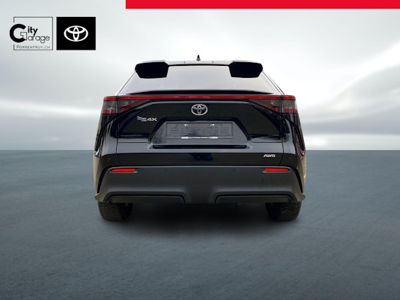 Vehicle image 8 Vehicle image 8