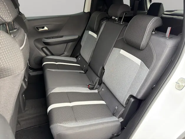 Opel Frontera 1.2 T 136 MHEV GS