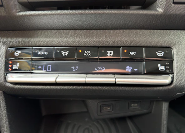 Fahrzeugbild 9 Fahrzeugbild 9