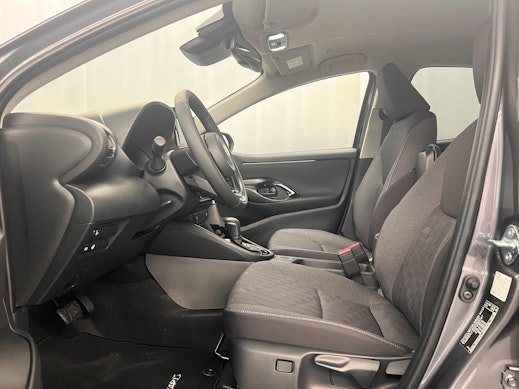 TOYOTA Yaris 1.5 VVT-i HSD Trend 2