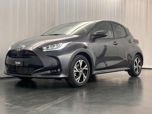 TOYOTA Yaris 1.5 VVT-i HSD Trend 1