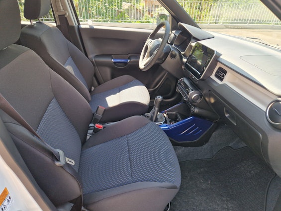 Vehicle image 9 Vehicle image 9