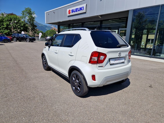 Vehicle image 6 Vehicle image 6