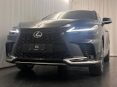 First vehicle image
