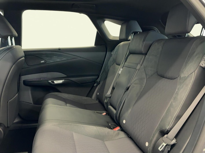 Vehicle image LEXUS RX