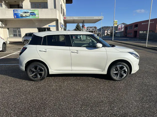 Suzuki Swift 1.2 Compact Top Hybrid 4x4