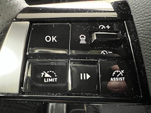 Vehicle image OPEL Astra 1.6 T PHEV 180 Swiss Plus