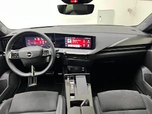 Opel Astra 1.6 T PHEV 180 Swiss Plus / ab 3,99% Leasing bei Abschluss einer Protect Autoversicherung