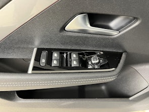 Vehicle image OPEL Astra 1.6 T PHEV 180 Swiss Plus