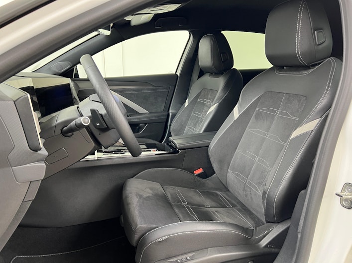 Vehicle image OPEL ASTRA