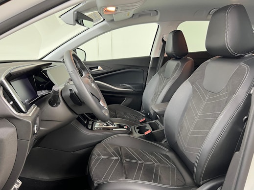 OPEL Grandland 1.6 T PHEV Elegance 2