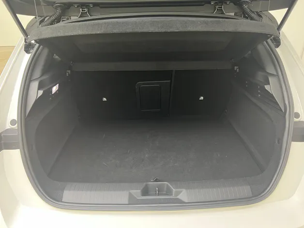 Opel Astra 1.6 T PHEV 180 Swiss Plus / ab 3,99% Leasing bei Abschluss einer Protect Autoversicherung