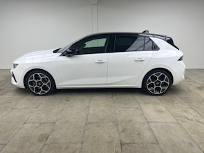 Vehicle image OPEL Astra 1.6 T PHEV 180 Swiss Plus
