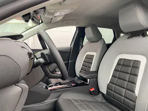 Citroën C4 1.2 Hybrid Max