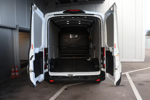 Ford E-Transit Van 350 L2H2 68kWh Trend