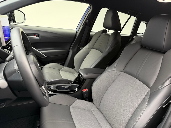 Vehicle image TOYOTA COROLLA CROSS