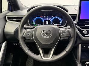 Vehicle image TOYOTA Corolla Cross 2.0 HSD Trend AWD-i