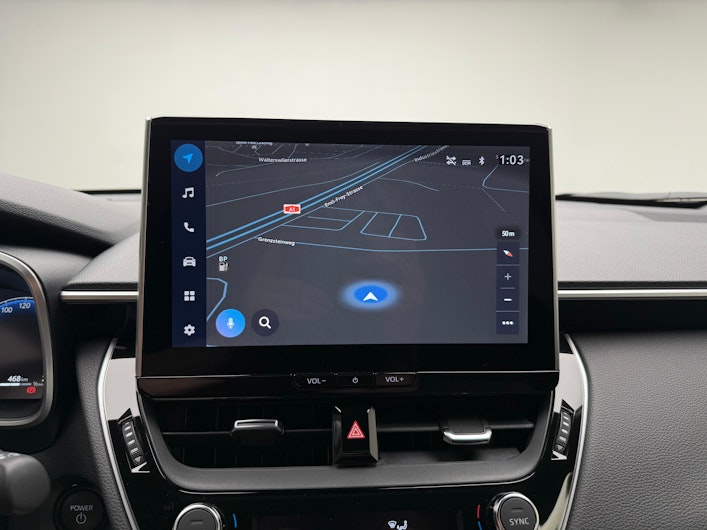 Vehicle image TOYOTA COROLLA CROSS