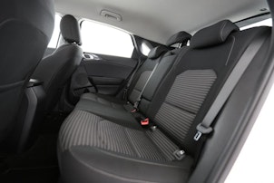 Vehicle image KIA Ceed 1.5 T-GDi MHEV Power