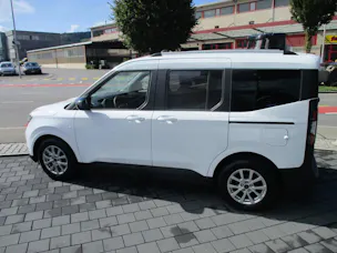 Ford Transit Tourneo Courier 1.0 EcoBoost Titanium