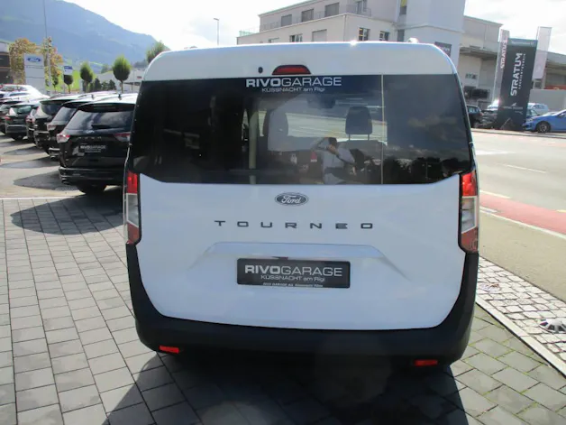 Ford Transit Tourneo Courier 1.0 EcoBoost Titanium