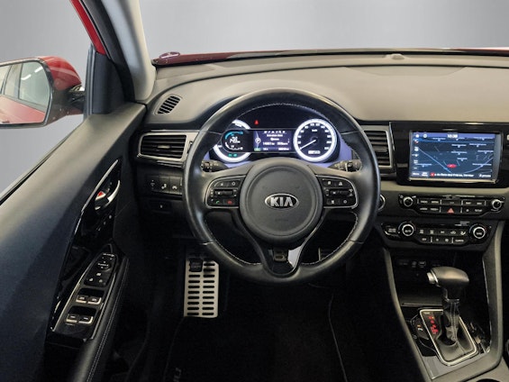 Vehicle image 4 Vehicle image 4