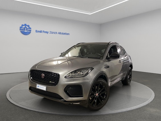 First vehicle image